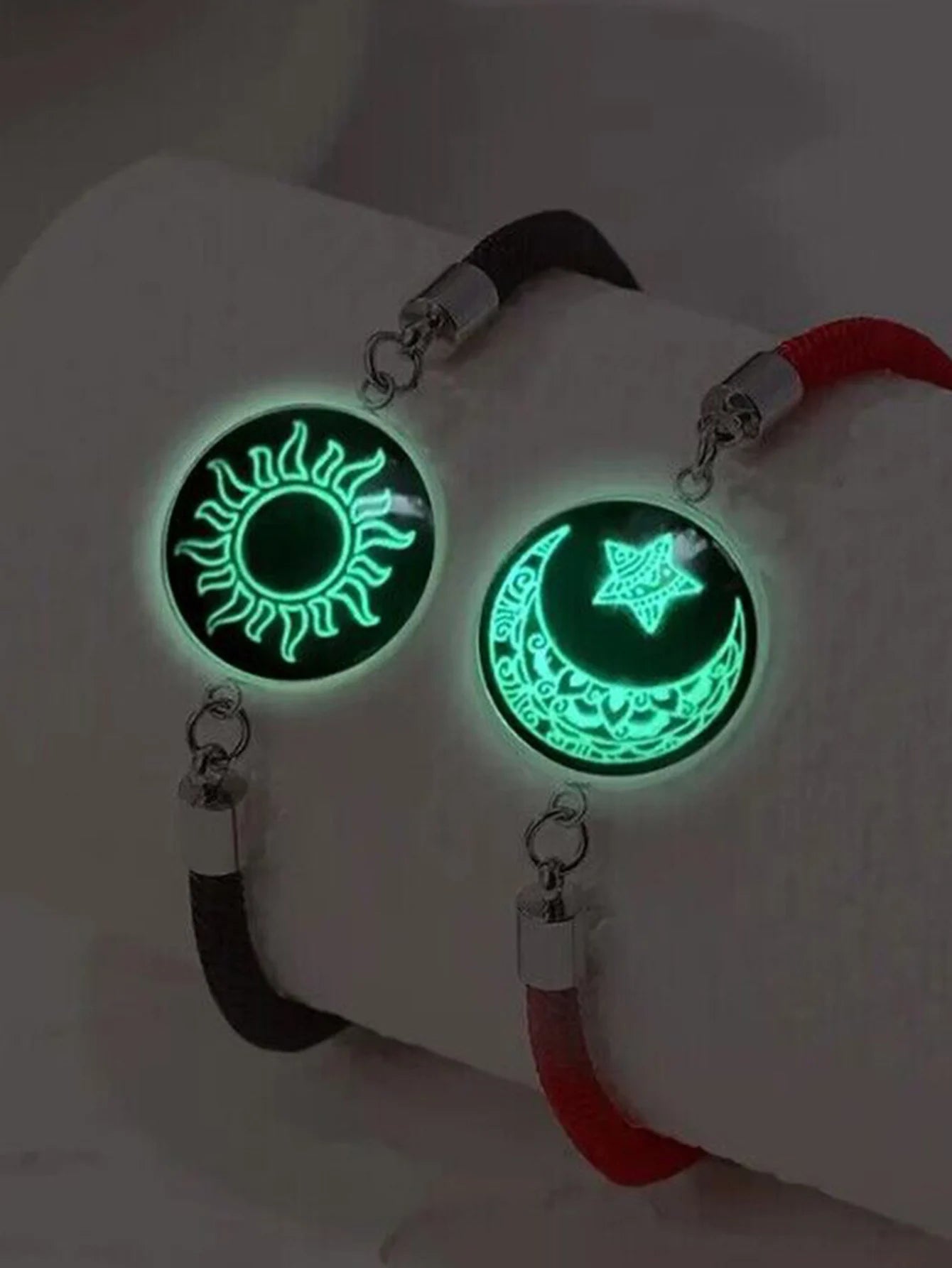 2Pcs Fashion romantic Sun and moon lovers stainless steel